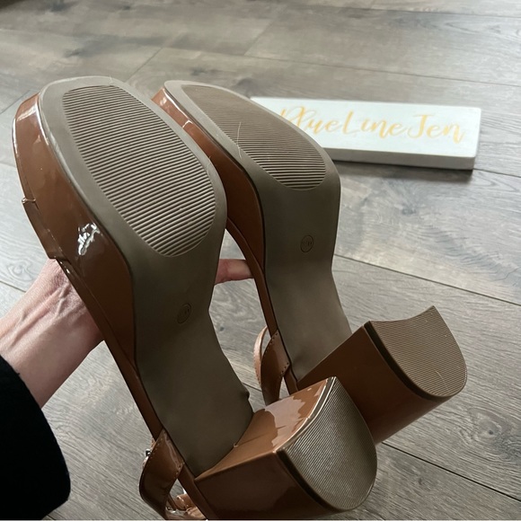Torrid Extra Wide Width Tan Platform Sandals NWT - Picture 5 of 8